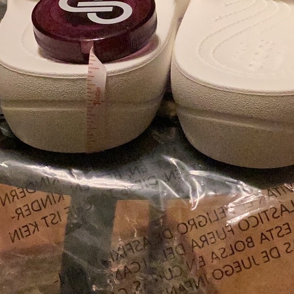 CROCS Baya Platform Sandal - Size 8 - Picture 3 of 6